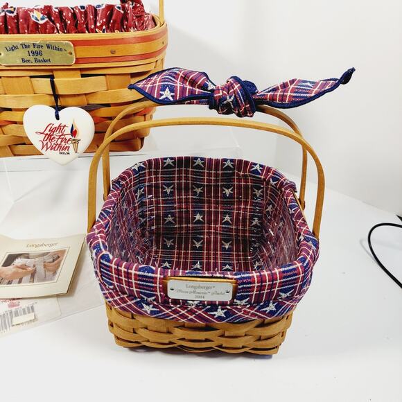 Lot Of 2 Square Longaberger Baskets w/ Handles Liners Tie On Bee Fire Memories - Picture 10 of 16